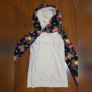 Ampersand & Ave Floral Sweater